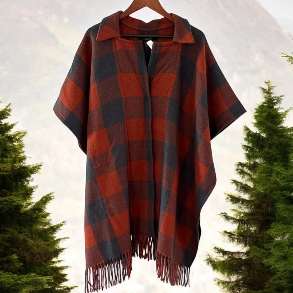 Marc New York Shawl Poncho Plaid Blanket Scarf one Size Snap Closure NEW